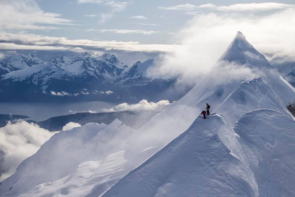 The Best Time To Go Heli Skiing In Alaska