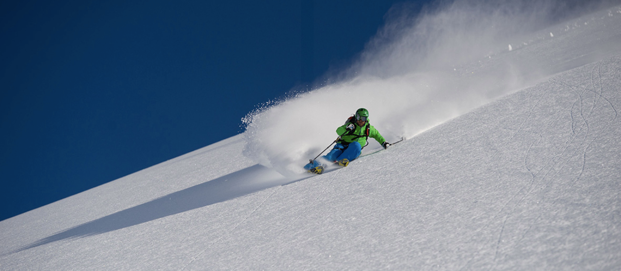 Heli Skiing in British Columbia vs Alaska: The Ultimate Showdown