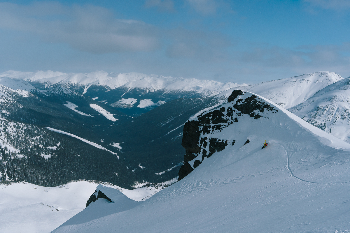 Why Group Size Matters When Choosing A Heli Skiing Trip