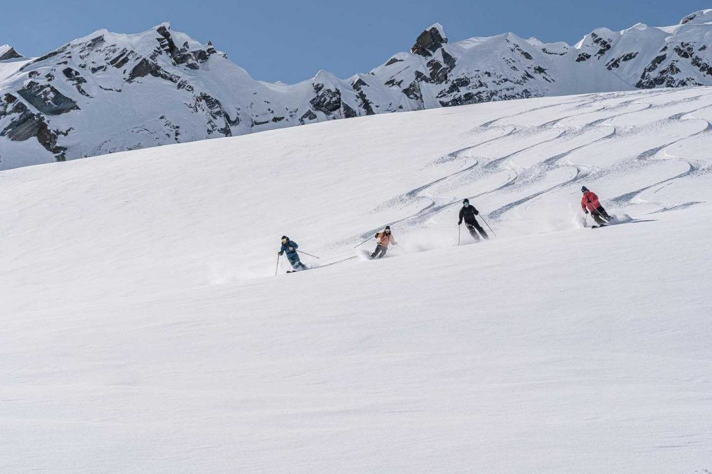 What It's Like to Heliski in New Zealand