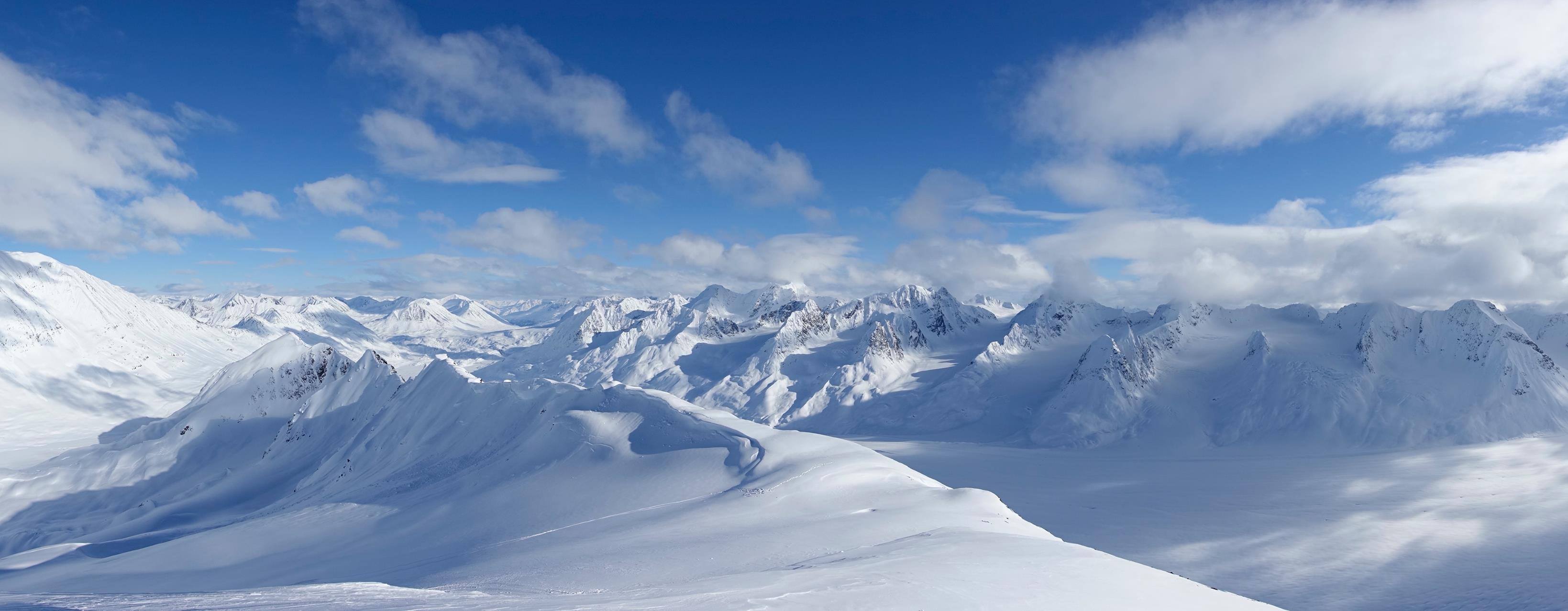 Why Heli Skiing Is The Absolute Best Thing You Can Do For Your Honeymoon
