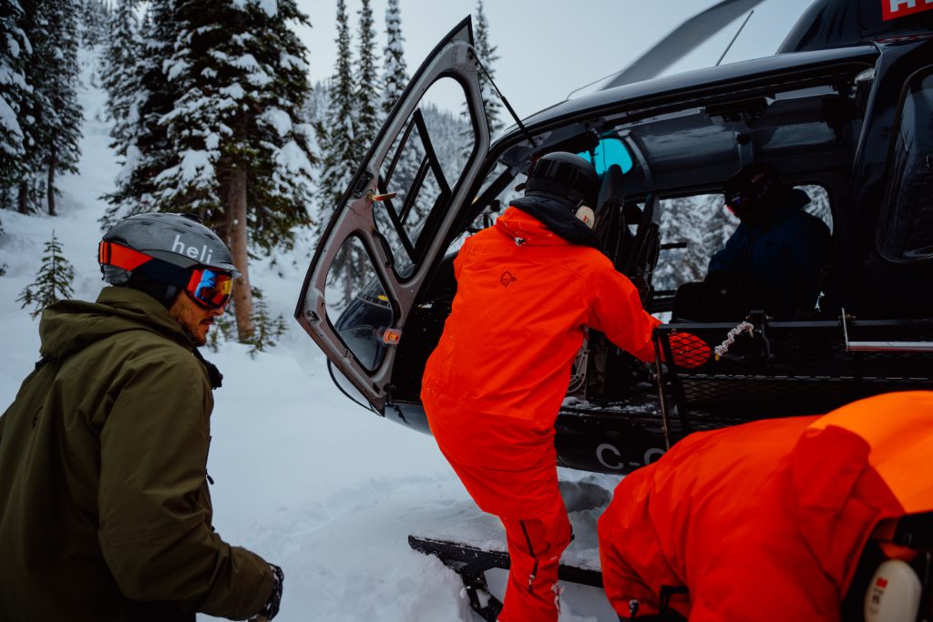 Essential Tech for Travel: Must-Have Gadgets for Outdoor Adventure