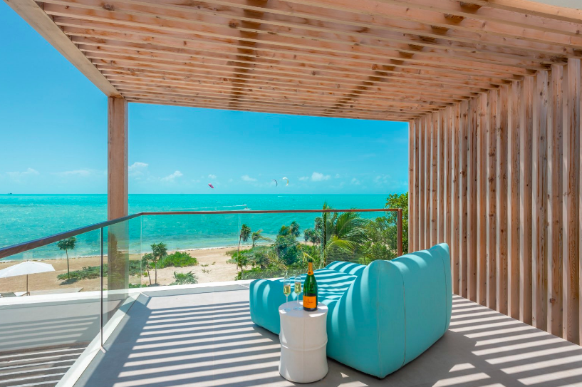 Beach Enclave Turks & Caicos Heli Retreat: 5 Days Of Pure Luxury Kiting
