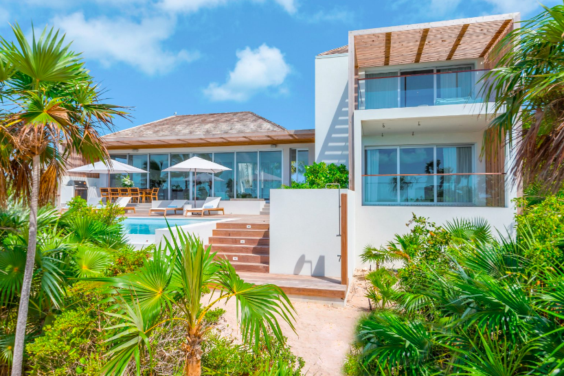 Beach Enclave Turks & Caicos Heli Retreat: 5 Days Of Pure Luxury Kiting