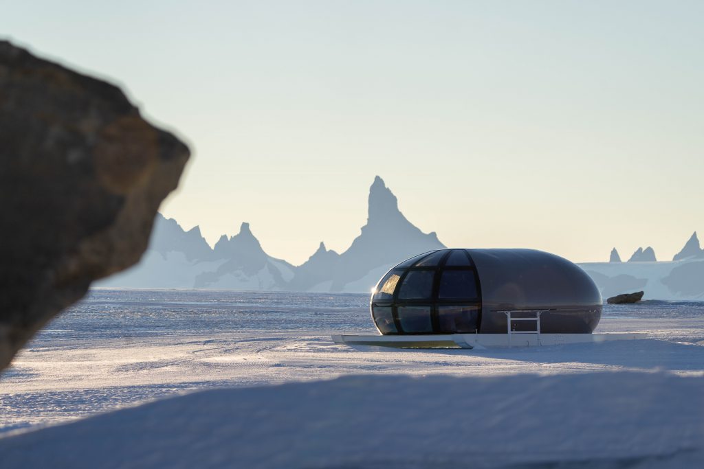 Inspired by Space Exploration: White Deserts New Echo Camp in Antarctica.