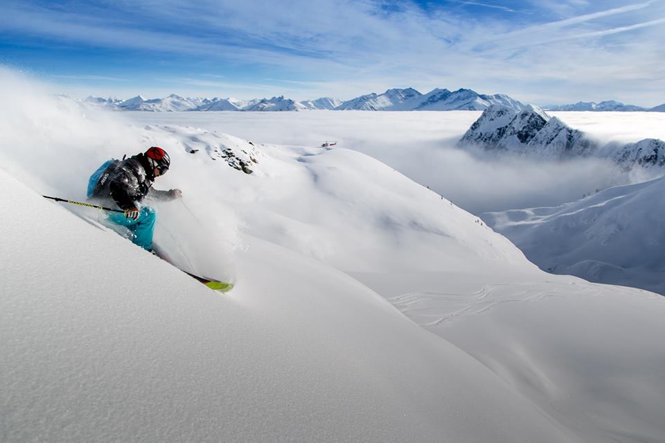 What To Expect On Your First Heli Skiing Experience