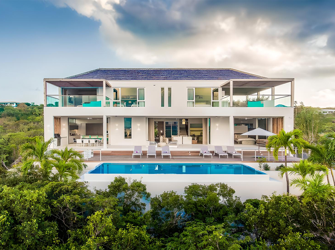 North Shore Four and Five-Bedroom Villas